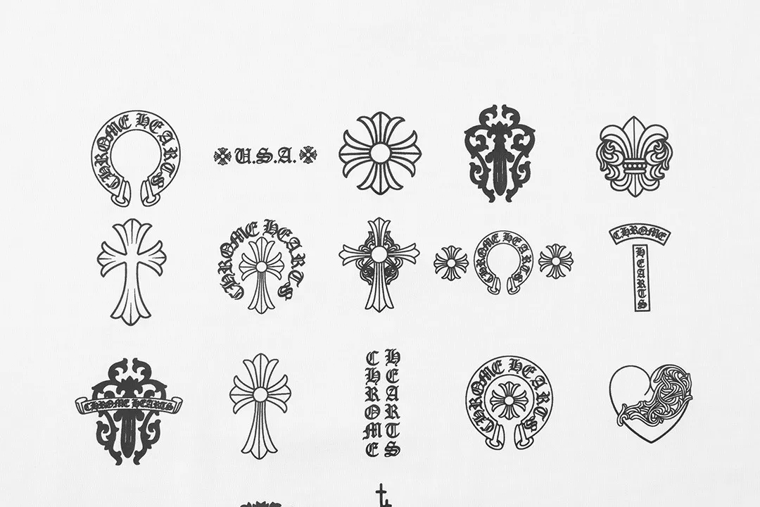 P150 Chrome Hearts Chrome Hearts 2026 official website new brand collection logo, same style for men and women, short-sleeved T-shirt ·Customized 300g 100% double yarn pure cotton fabric ·Dyeing 32 counts double-strand thread ·Collar label, hangtag, main mark and three labels complete Color: White Size: XS S M L